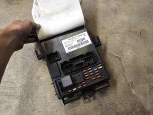 07-08 FORD MUSTANG FUSE BOX BODY CONTROL MODULE BCM 7R3T-14B476-BG TESTED - Picture 1 of 4