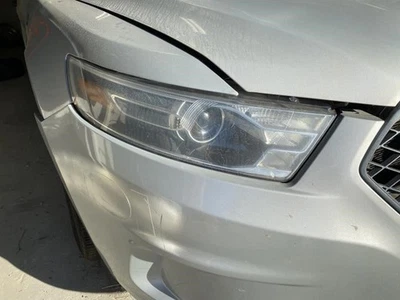 Faro halógeno policía pasajero compatible con 13-19 TAURUS 1845490 Foto 1 de 4