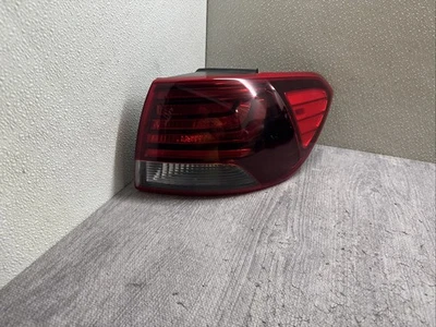 Luz trasera derecha derecha Kia Sorento 2019-2020 OEM EE. UU. Foto 1 de 4