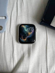 Apple Watch Serie 5 44mm Aluminium - Zdjęcie 1 z 9