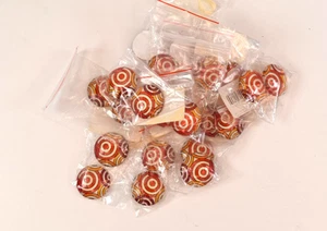 Job Lot 12 20mm Cabochons Jewellery Making Cabochon Circle Design - Picture 1 of 3