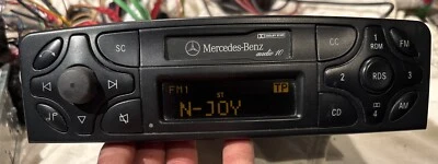Audio 10 Becker BE 5310 Org. Mercedes Benz C-Klasse W203 Autoradio A2038200186 - Bild 1 von 4