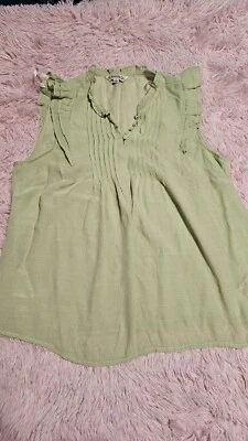 Nanette Lepore Women'Blouse, Size Medium Color Green  Sleeveles - Image 1 of 4