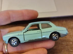 MACCHININA VINTAGE MEBETOYS MATTEL FORD ESCORT 1/43 - Foto 1 di 12