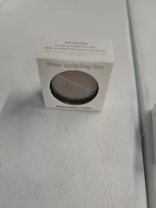 Dúo de escultura de cejas Tigi rubia NUEVO 4080 - Imagen 1 de 1