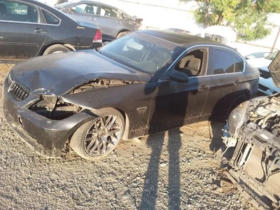 Conjunto de filtro de aire usado se adapta a: BMW 330I Sdn 2006 grado A Foto 1 de 4