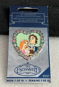 Prendedor Giselle Encantada Semana 7 Conmemorativo 30 Aniversario Disney Store - Imagen 1 de 1