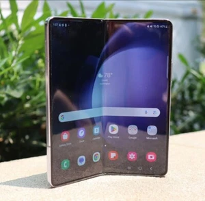 2 Phones With TIKTOK Installed. Galaxy Z Fold6 & iPhone 13 - Picture 1 of 4