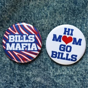 "Botones de billetes de búfalo de 2,25"" (2 piezas) insignia de prendedor de fútbol americano de la mafia nueva york ny NUEVO - Imagen 1 de 2