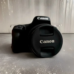 Fotocamera Canon EOS 4000D - Obiettivo 18-55mm + accessori - Foto 1 di 6