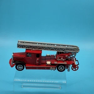 Vintage Matchbox Models Of Yesteryear  1932 Mercedes-Benz Ladder Truck Box 1993 - Picture 1 of 8