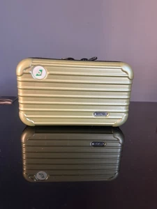 RIMOWA Dark Metallic Green Amenity case - Picture 1 of 9