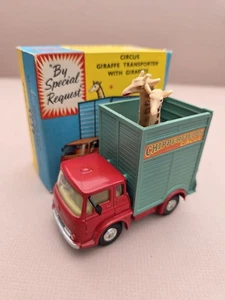 Corgi toys 503 Chipperfields Giraffe Transporter Bedford Near Mint original box - Picture 1 of 14