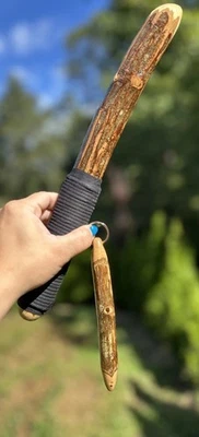 Juego de llavero Kubaton de madera de carpe hecho a mano Shillelagh NUEVO Foto 1 de 4