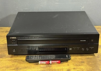 Yamaha 5 Disc Player CDC-697 With Remote and cable-Free shipping USA/Canada - Image 1 of 4