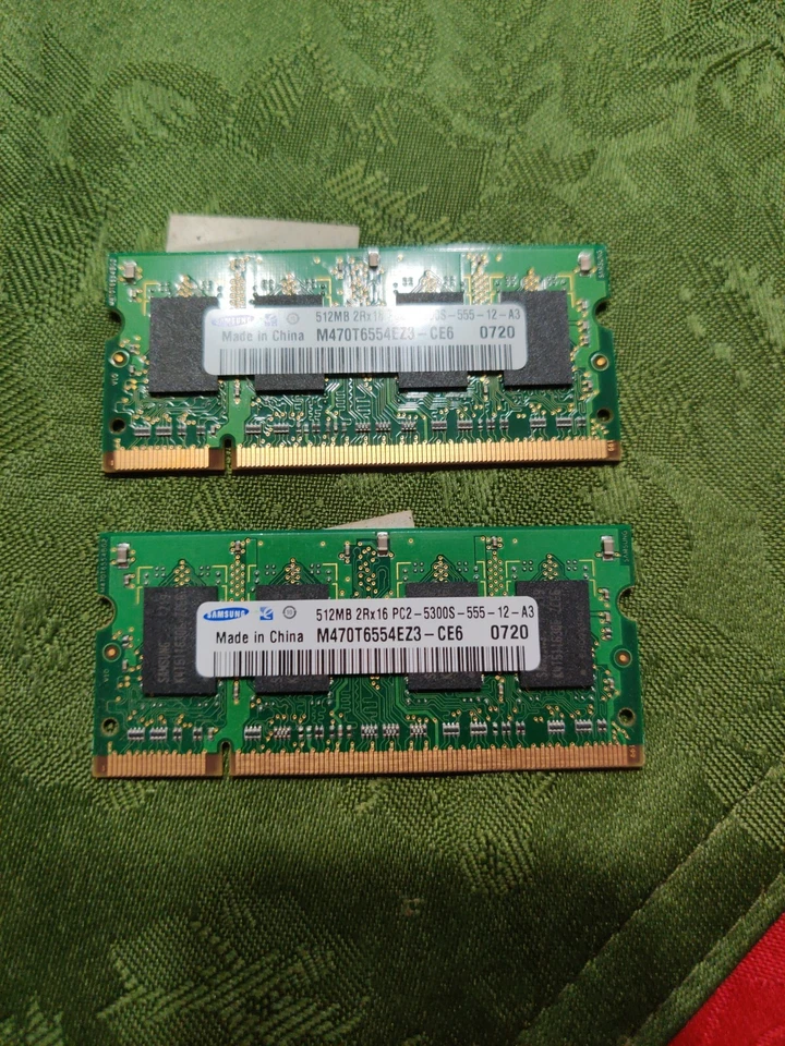 Samsung 512MB x2 PC2-5300 DDR2 200pin SODIMM Laptop Memory Y9525 M470T6554EZ3 - Image 1 of 2