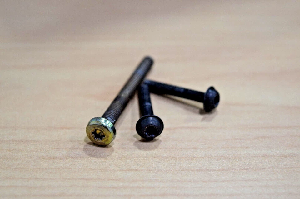 Land Rover Discovery 1994-2004 techo corredizo motor montaje tornillos herrajes 94 99 04 Foto 1 de 1