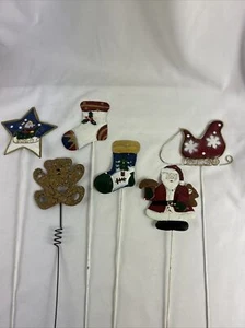 Estaca de flores de planta de casa JUEGO DE NAVIDAD DE 6 estrellas medias de trineo de peluche Santa - Imagen 1 de 5