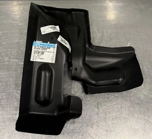 R52-6052R-F Cab Fender Liner Paccar Peterbilt NEW W/ TAGS! FREE SHIPPING! - Picture 1 of 4