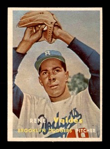 1957 Topps #337 Rene Valdes RC EXMT X2848125