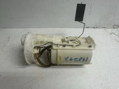 Bomba de combustible Volkswagen Beetle 1998-2003 con unidad de envío y soporte Foto 1 de 4