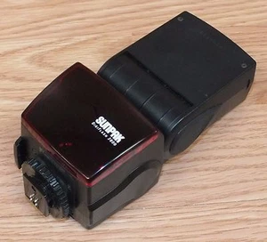 Genuine Sunpak DigiFlash 2800 (PF30X TTL) Shoe Mount Flash for Canon E-TTL II - Picture 1 of 5