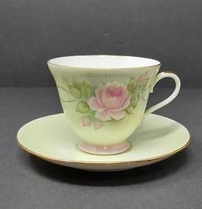 Hutschenreuther Green Handpainted W/ Gold Trim Porcelain Cup & Saucer Germany - Picture 1 of 13