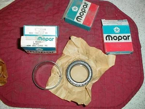 NOS MOPAR 1970-71 B & C BODY DIFFERENTIAL GEAR BEARINGS/RACES W/ 8 1/4 INCH REAR - Picture 1 of 1