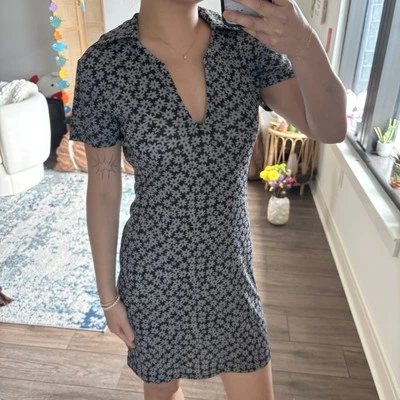 Vestido Corin para mujer UNIF talla pequeña - Foral Mini Foto 1 de 4