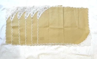 Manteles individuales amarillos con detalles de encaje blanco 13x18 usados Foto 1 de 3