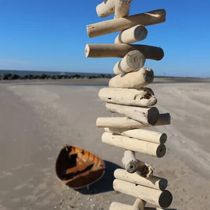 GARLANDS - Beautiful Sun and Sea bleached natural Driftwood Garland  G-102 - Picture 1 of 11