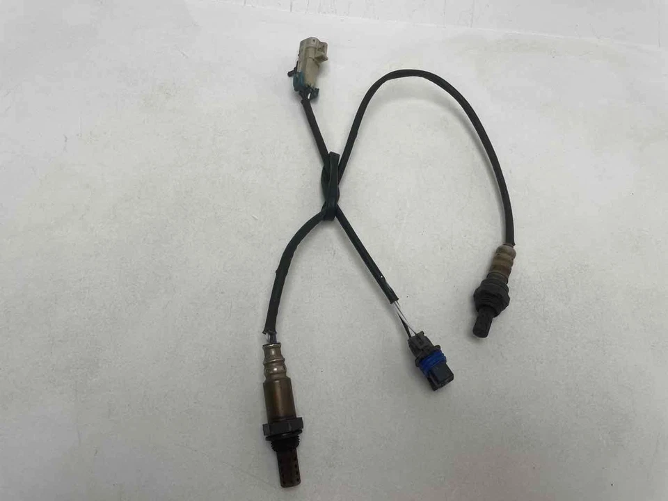 O2 Sensor For Oxygen Set Of 2 Fits 2006 - 2011 CHEVROLET HHR LS 2.2L MT - Image 1 of 4