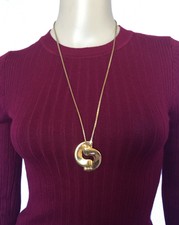 MONET VINTAGE GOLD S PENDANT NECKLACE