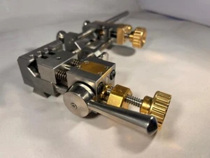 Spannsystem AMS1000 zum Schleifen von Auswerfern für Stichelschleifmaschinen - Bild 1 von 5