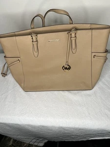 Borsa grande Michael Kors colore champagne - Foto 1 di 8