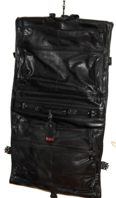 Tumi Kleidersack Leder schwarz - Bild 1 von 4