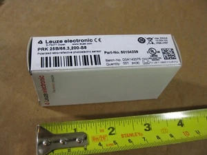 Sensor fotoeléctrico Leuze Electronic PRK 25B/66,3.200-S8 50104239 polarizado ret - Imagen 1 de 6