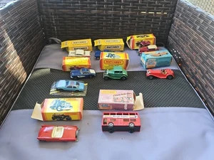 Lotto giocattoli vintage Matchbox (etichetta Berger) Matchbox - #17 The Londoner usati #10 - Foto 1 di 20