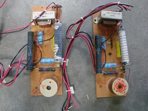Pair of CARVER Amazing Speakers crossover - Picture 1 of 4