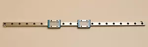 IKO LWL12B Cuscinetto lineare scorrevole 495 mm ~ 19,5" con 2 cuscinetti a sfera per carrello MLG12 - Foto 1 di 9
