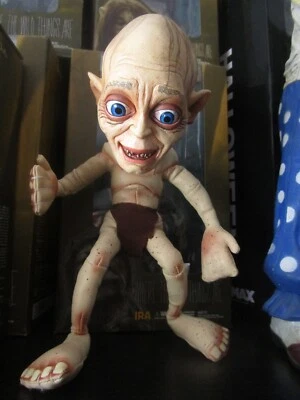 Figura de acción El Señor de los Anillos Smeagol Peluche El Hobbit Gollum Neca **NUEVO** Foto 1 de 3