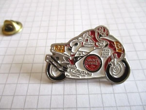 SUZUKI RGV 500 GAMMA - VINTAGE PIN - PRIVATE COLLECTION - us18 - Picture 1 of 4