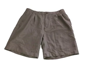 Caribbean Joe Khaki Shorts Pleated Front Mens Size 38 Beige Khaki - Picture 1 of 9