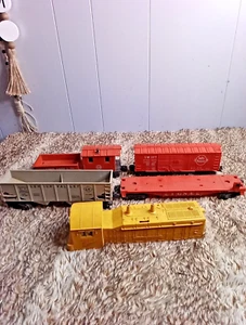 Vtg Lionel Trains Swift's Premium, Santa Fe, Lehigh Valley, Union Pacific Cover - Picture 1 of 16