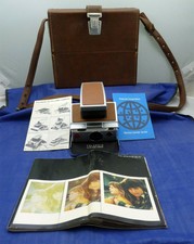 VINTAGE POLAROID SX-70 LAND CAMERA IN CASE  # C 3