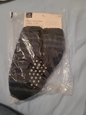 Hausschuhsocken warm von Tchibo in 28/29 mit Antirutsch-Noppen - Bild 1 von 2
