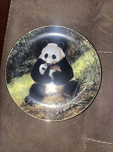 The Panda Collector plate. Brand new open box. - Picture 1 of 7