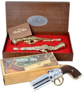Avon Twenty Paces Cologne Set Guns Vintage & Pepperbox Pistol 1850 FULL Dueling - Picture 1 of 3