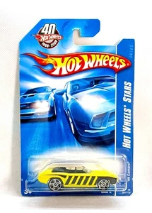 Hot Wheels 2008 Stars '69 Camaro - Picture 1 of 4