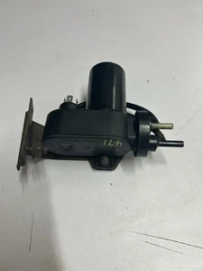 Pompa Aspirazione Volkswagen Transporter T4 Per Cruise Control 701907325A VW - Foto 1 di 20